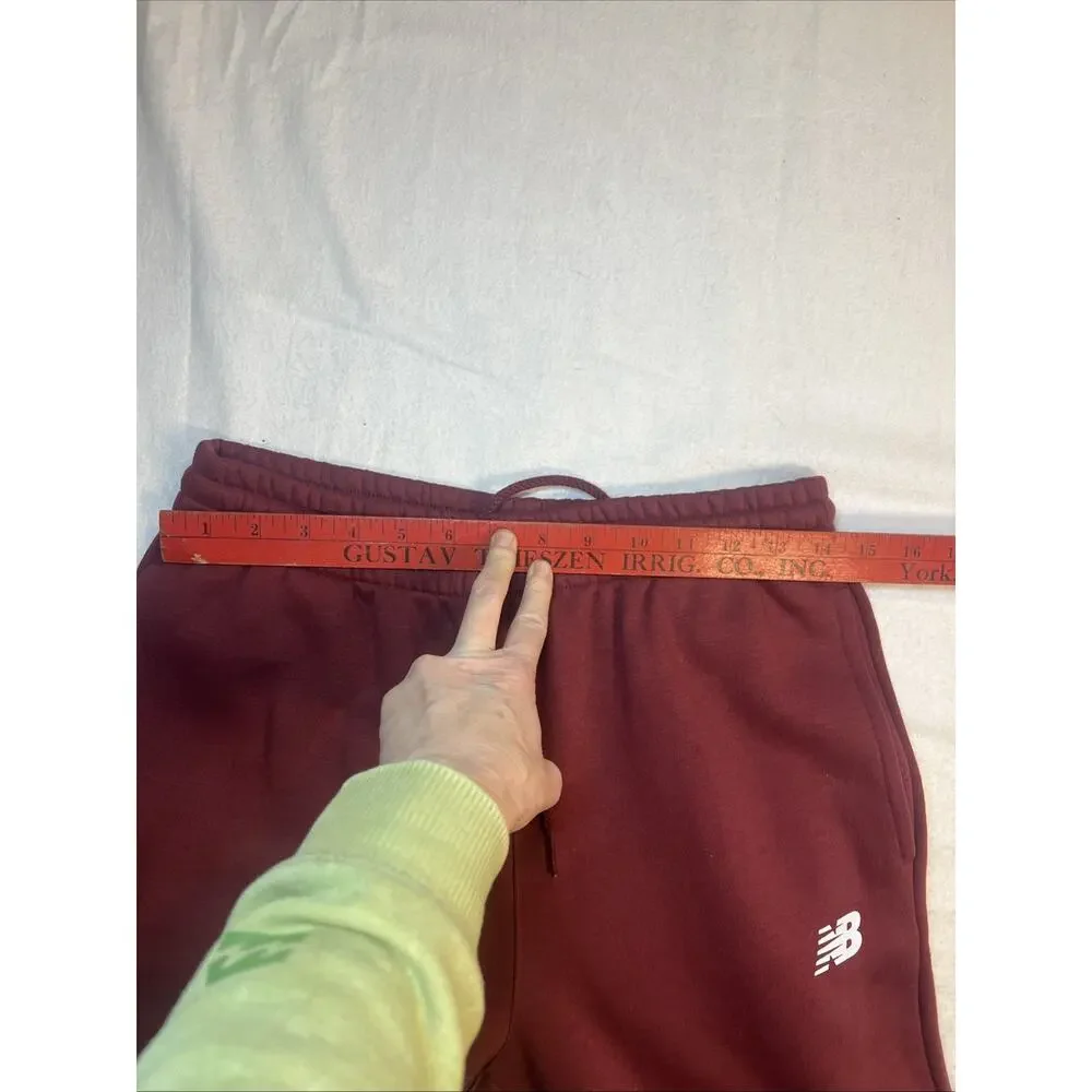 NWT New Balance Men's Sports Fleece Joggers‎ Burgundy Small Mp43904
